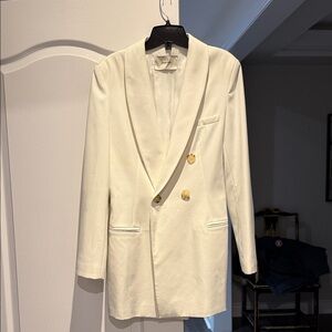 Elegant White Double-Breasted Blazer